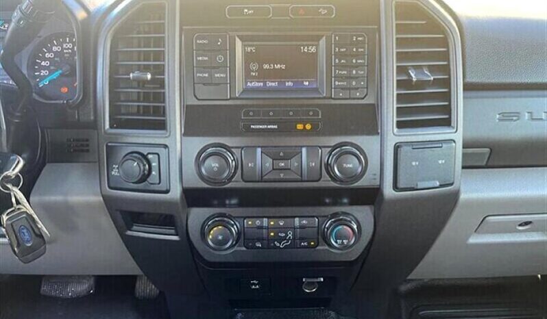 
								2019 Ford F-250 XLT FX4 Crew Cab 4×4 full									