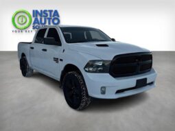 
										2019 Ram 1500 Classic Express 5.7L Hemi Crew Cab 4X4 full									