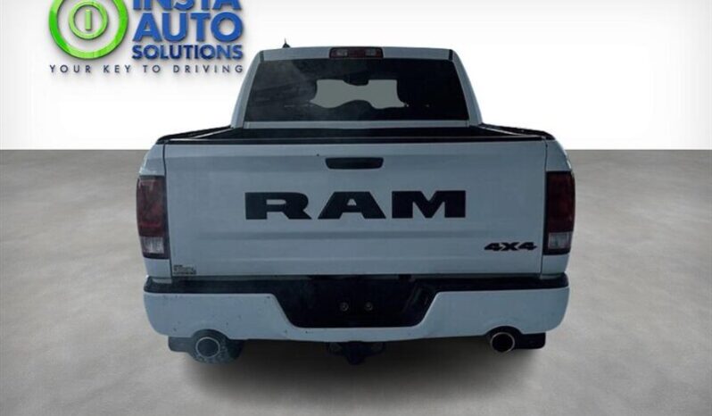 
								2019 Ram 1500 Classic Express 5.7L Hemi Crew Cab 4X4 full									