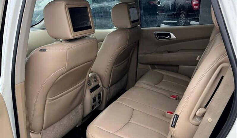 
								2018 Nissan Pathfinder Platinum 4X4 full									