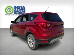 
										2019 Ford Escape SE full									