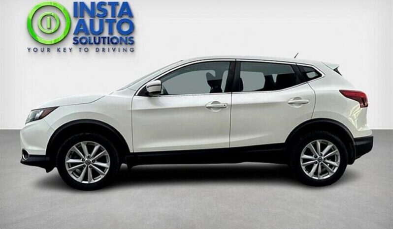 
								2019 Nissan Qashqai SV AWD full									