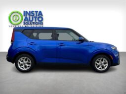 
										2021 Kia Soul EX full									