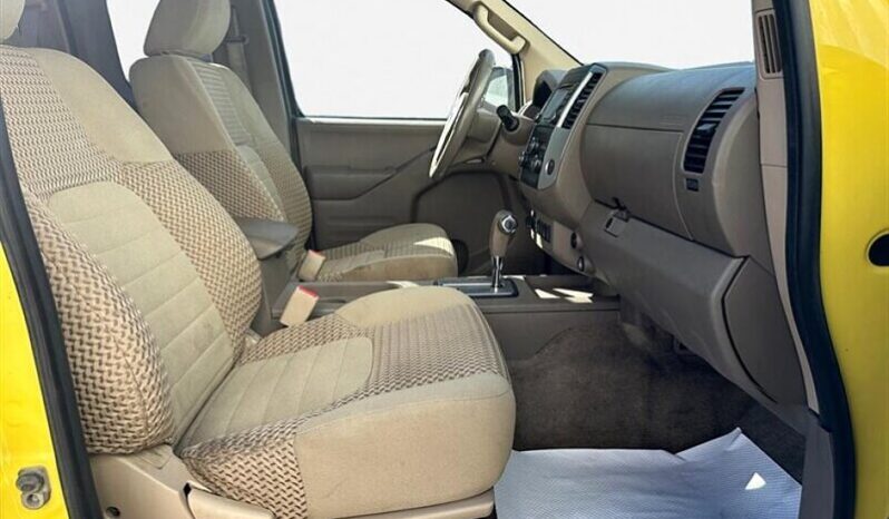 
								2017 Nissan Frontier SV King Cab 4X4 full									