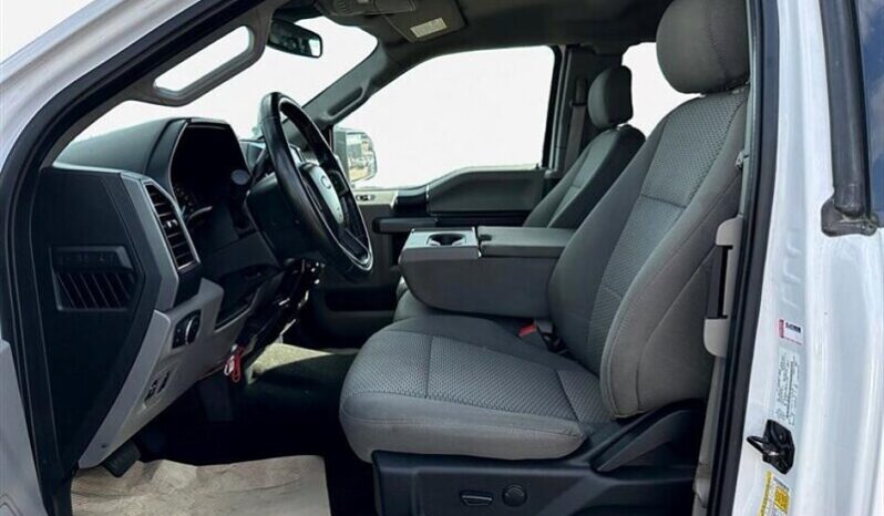 
								2019 Ford F-150 XLT Ext Cab 4×4 full									