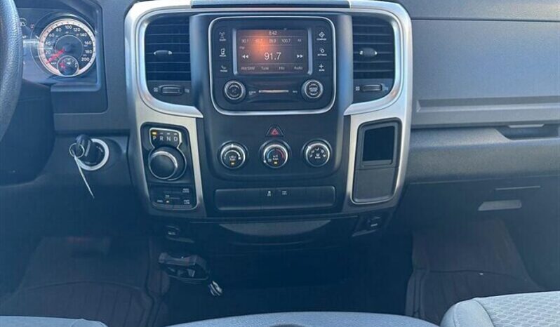 
								2016 Ram 1500 Outdoorsman Quad Cab 4×4 5.7L Hemi full									