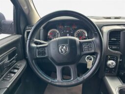 
										2018 Ram 1500 Sport Quad Cab 4×4 5.7L Hemi full									