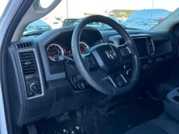 
										2019 Ram 1500 Classic Express 5.7L Hemi Crew Cab 4X4 full									