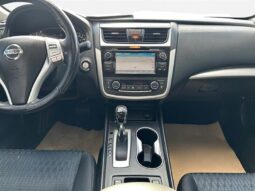 
										2018 Nissan Altima SV full									