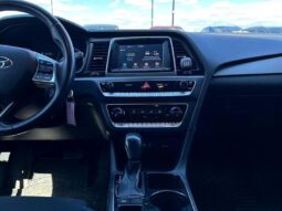 
										2018 Hyundai Sonata SE full									