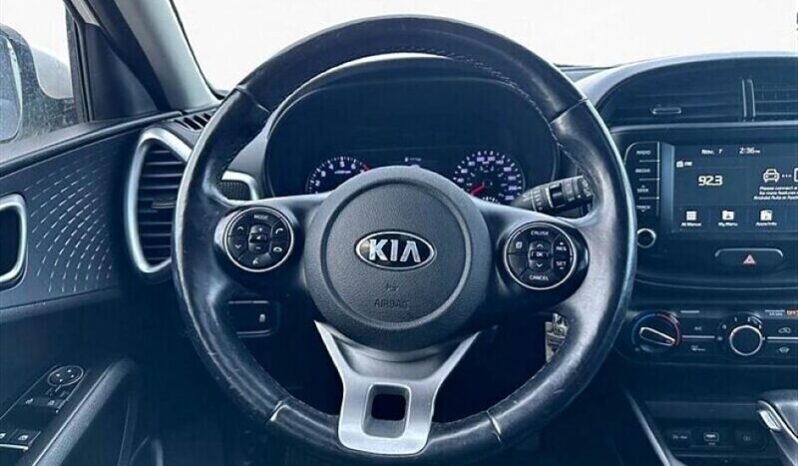 
								2020 Kia Soul EX full									