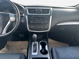 
										2017 Nissan Altima full									