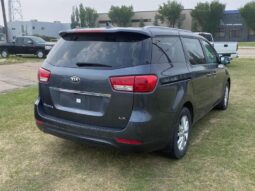 
										2017 Kia Sedona LX FWD full									