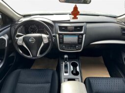 
										2018 Nissan Altima SV full									