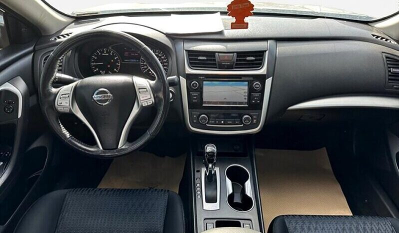 
								2018 Nissan Altima SV full									