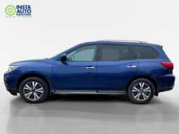 
										2017 Nissan Pathfinder SV 4×4 full									