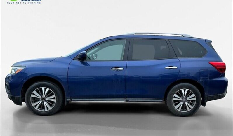 
								2017 Nissan Pathfinder SV 4×4 full									