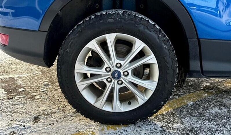 
								2018 Ford Escape SE AWD full									