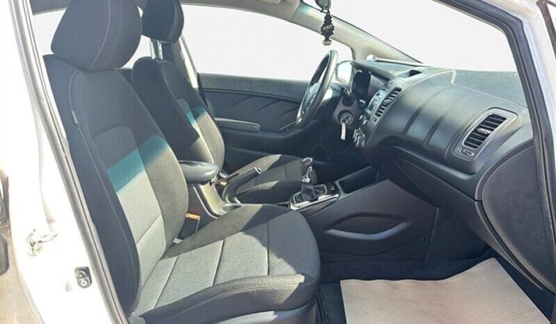 
								2018 Kia Forte LX full									