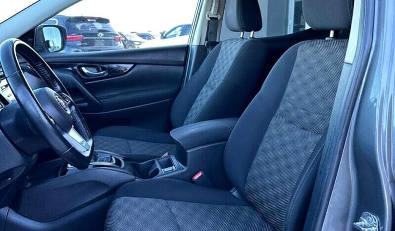 
								2018 Nissan Qashqai SV full									