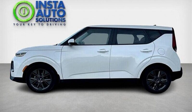 
								2020 Kia Soul EX full									