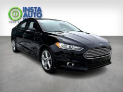 
										2016 Ford Fusion SE full									