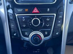 
										2017 Hyundai Elantra GT GL full									