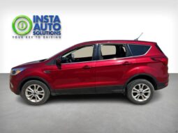 
										2019 Ford Escape SE full									