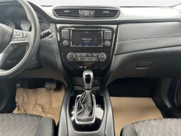 
										2019 Nissan Rogue SV AWD full									