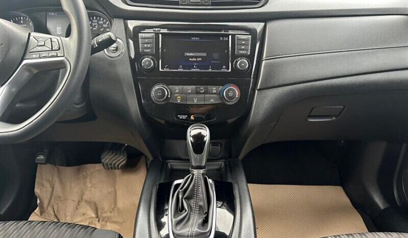 
								2019 Nissan Rogue SV AWD full									