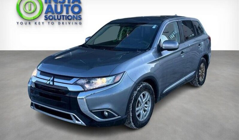 
								2020 Mitsubishi Outlander ES AWD full									