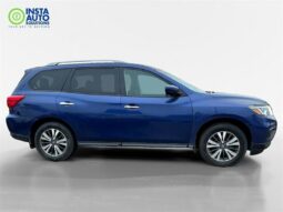 
										2017 Nissan Pathfinder SV 4×4 full									