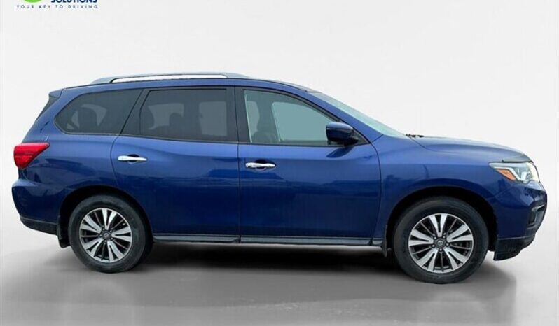 
								2017 Nissan Pathfinder SV 4×4 full									