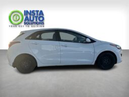 
										2017 Hyundai Elantra GT GL full									