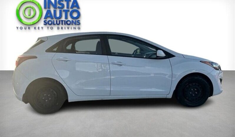 
								2017 Hyundai Elantra GT GL full									