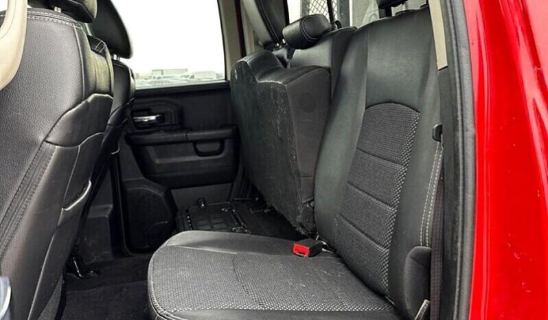
								2017 Ram 1500 Quad Cab Sport 4×4 5.7L Hemi full									