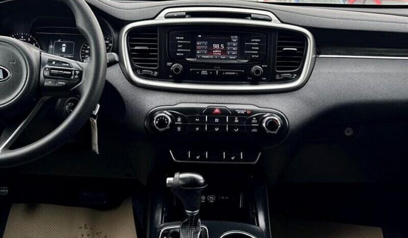 
								2018 Kia Sorrento LX AWD full									