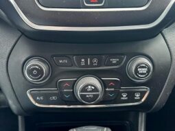 
										2019 Jeep Cherokee Trailhawk 4X4 full									