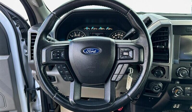 
								2019 Ford F-150 XLT Ext Cab 4×4 full									