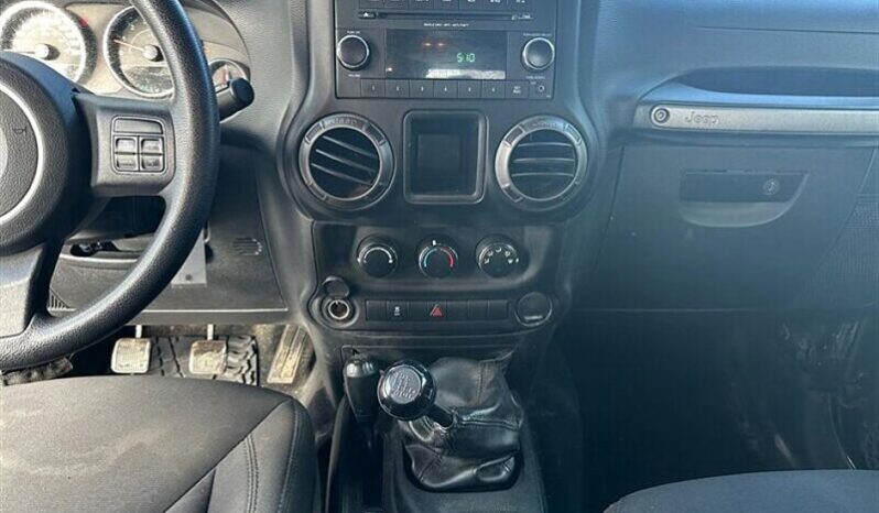 
								2018 Jeep Wrangler JK Sport 4X4 full									