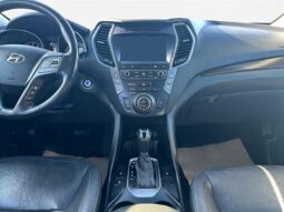 
										2017 Hyundai Santa Fe Limited AWD full									