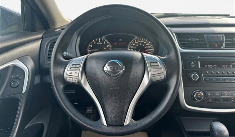 
								2017 Nissan Altima full									