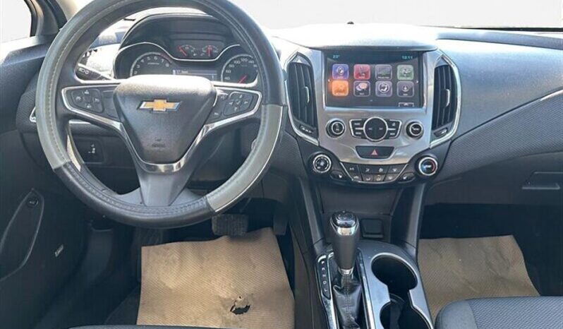 
								2018 Chevrolet Cruze LT full									