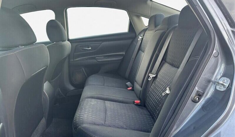 
								2017 Nissan Altima full									