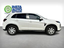 
										2020 Mitsubishi RVR SE AWD full									