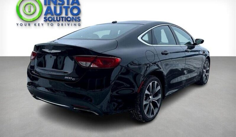 
								2016 Chrysler 200C AWD full									