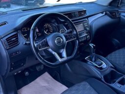 
										2018 Nissan Qashqai SV full									