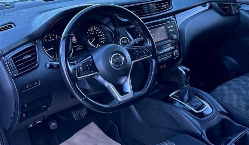 
								2018 Nissan Qashqai SV full									