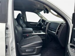 
										2018 Ram 1500 Sport Quad Cab 4×4 5.7L Hemi full									