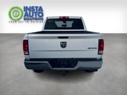 
										2017 Ram 1500 ST 5.7L Hemi Crew Cab 4X4 full									